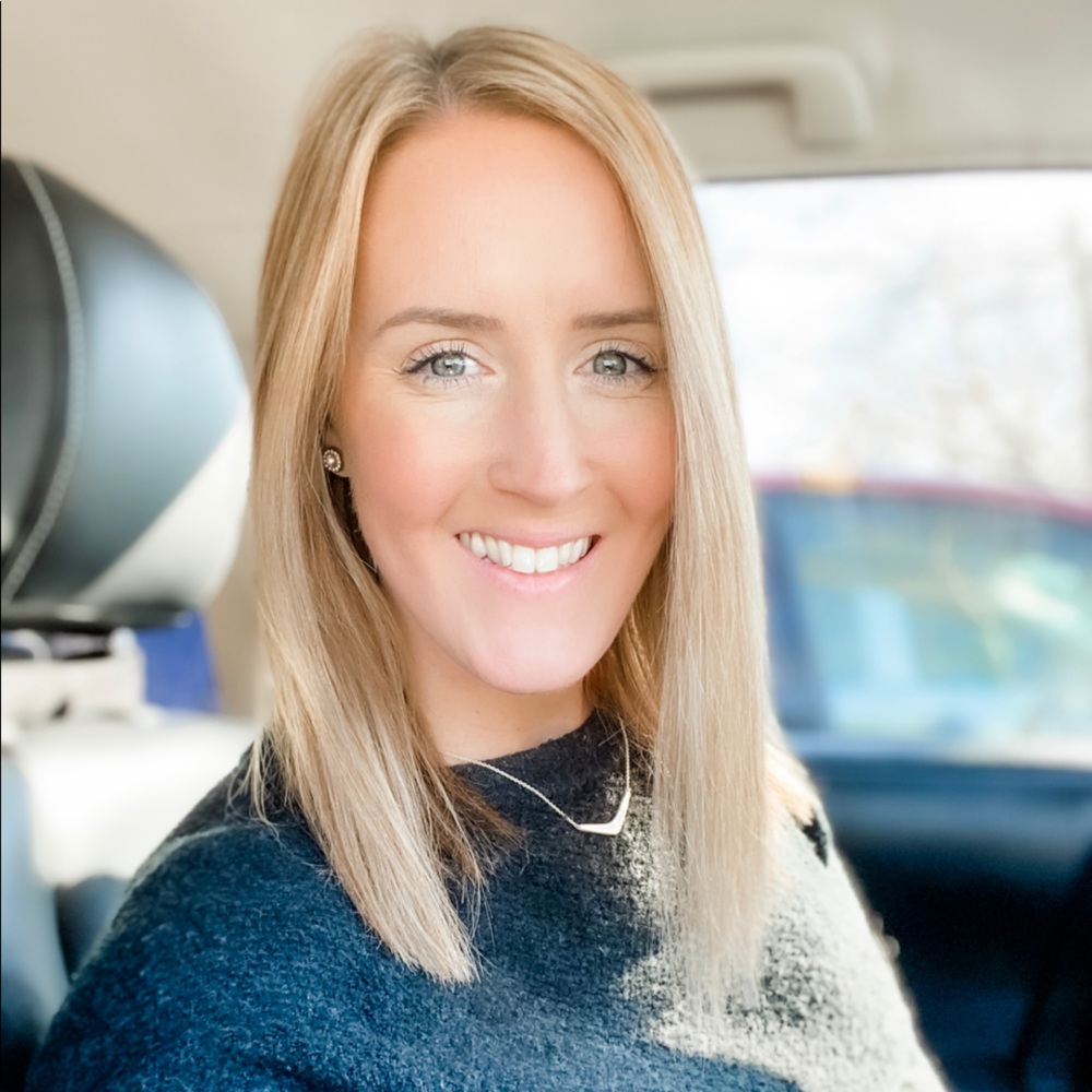 Meet your Posher, Kaela